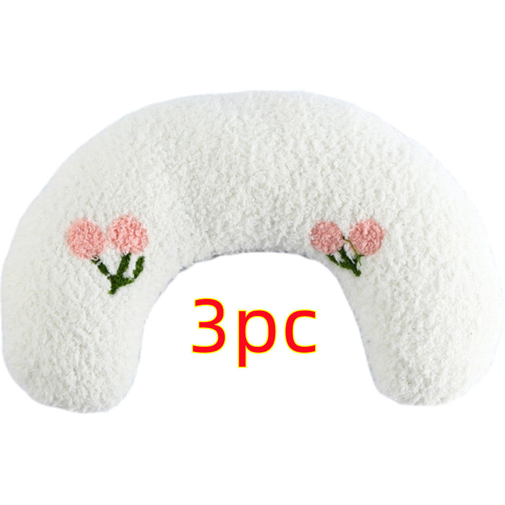 Cozy U-Shaped Pet Pillow – Neck Support for Cats & Small Dogs - The Pawsome Life